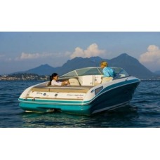 Пластиковый катер Sea Ray 210 Overnighter