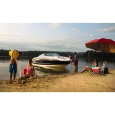 Пластиковый катер Sea Ray 240 Sundeck