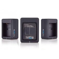 Зарядное устройство для подзарядки двух аккумуляторов GoPro Dual Battery Charger (AHBBP-301)