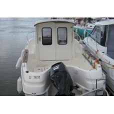 Пластиковый катер Quicksilver 640 Pilothouse, Mercury F100ELPT