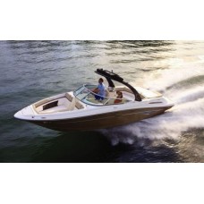 Пластиковый катер Sea Ray 250 SLX